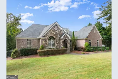 4525 Legacy Court, Hoschton, GA 30548 - Photo 8