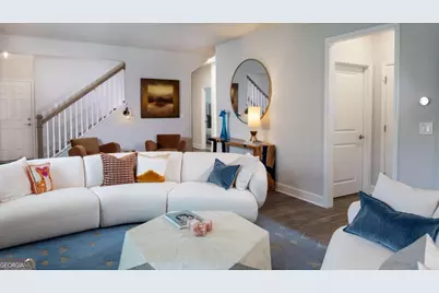 5687 Villa Crest Drive, Hoschton, GA 30548 - Photo 4