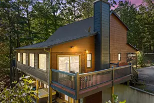 99 Chestnut Hills Ln, Blue Ridge, GA 30513 - Photo 2