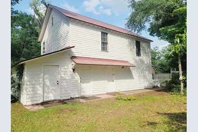 302 Jefferson Street #UNIT B (UPSTAIRS), Springfield, GA 31329 - Photo 1