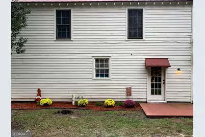 302 Jefferson Street #UNIT B (UPSTAIRS), Springfield, GA 31329 - Photo 4