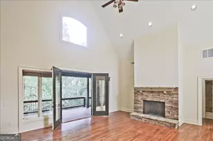 194 Edgewater Trail S, Toccoa, GA 30577 - Photo 10