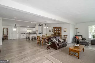 1180 Greenbriar Dr, Madison, GA 30650 - Photo 12