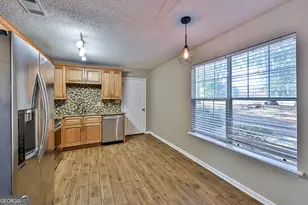 2802 Stonewater Dr, Albany, GA 31721 - Photo 4