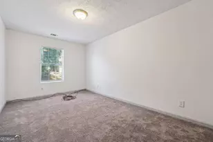 728 Stonebridge Crescent, Lithonia, GA 30058 - Photo 12