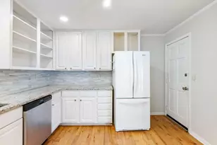 346 Carpenter Dr, Atlanta, GA 30328 - Photo 12