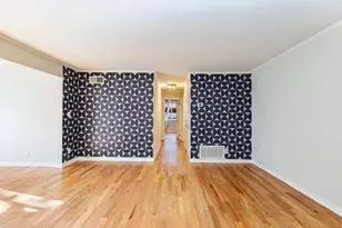 346 Carpenter Dr, Atlanta, GA 30328 - Photo 2