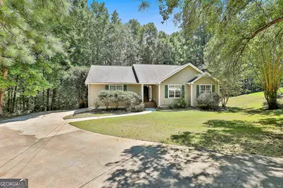 283 Sawgrass Manor Drive, Newnan, GA 30265 - Photo 2