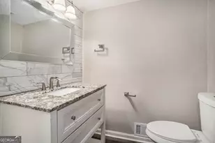 3745 Londonderry Ct, Stonecrest, GA 30038 - Photo 12