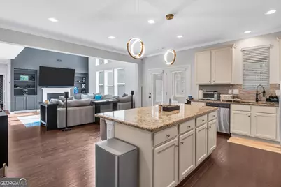 210 Fanleaf Drive, Fairburn, GA 30213 - Photo 6