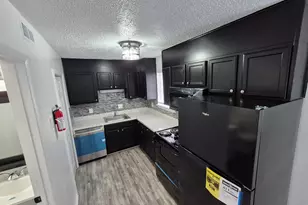 4701 Flat Shoals Rd, Union City, GA 30291 - Photo 8