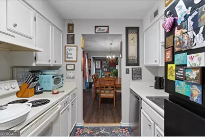 1166 Booth Road SW #APT 906, Marietta, GA 30008 - Photo 12