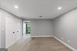 24315 Plantation Dr NE, Atlanta, GA 30324 - Photo 22