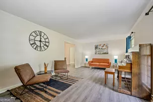 2431 Weatherford Ct, Marietta, GA 30068 - Photo 2