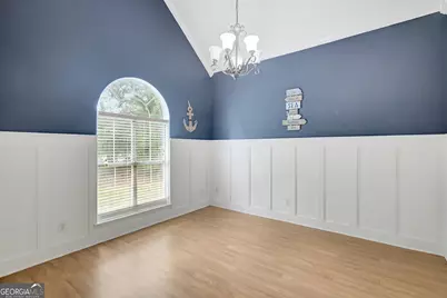 70 N Strathmore Drive, Sharpsburg, GA 30277 - Photo 8