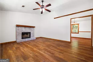 298 Dandelion Ln, Auburn, GA 30011 - Photo 6