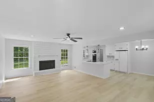 120 NW Westwood Dr, Marietta, GA 30064 - Photo 4