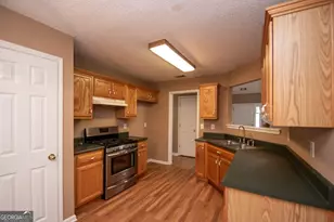 733 Derek Pl, Locust Grove, GA 30248 - Photo 10