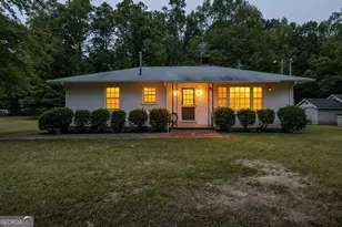 538 Inman Rd, Fayetteville, GA 30215 - Photo 2