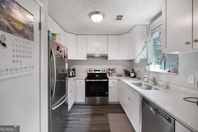 5871 Dan Drive, Ellenwood, GA 30294 - Photo 2