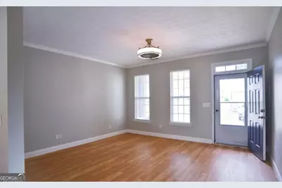 6616 Splashwater Drive, Flowery Branch, GA 30542 - Photo 8