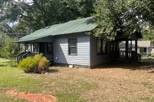 601 Nottingham St, Thomaston, GA 30286 - Photo 2