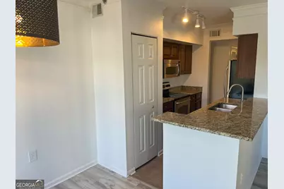 275 13th Street NE #605, Atlanta, GA 30309 - Photo 4