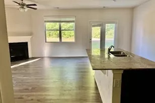 854 Bentley Dr, Fairburn, GA 30213 - Photo 6