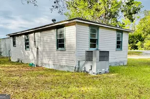 363 W Brazell St, Reidsville, GA 30453 - Photo 2