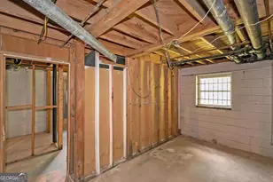 2135 Kilarney Rd, Decatur, GA 30032 - Photo 22