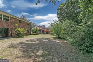 2135 Kilarney Rd, Decatur, GA 30032 - Photo 26