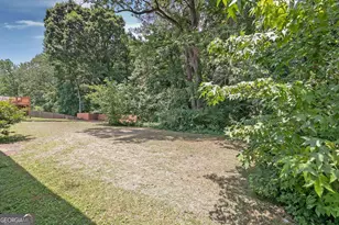 2135 Kilarney Rd, Decatur, GA 30032 - Photo 24