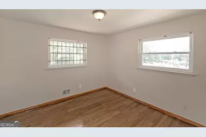 2135 Kilarney Road, Decatur, GA 30032 - Photo 12