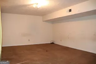 8579 Glenwoods Dr, Riverdale, GA 30274 - Photo 8