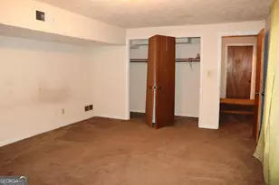 8579 Glenwoods Dr, Riverdale, GA 30274 - Photo 16