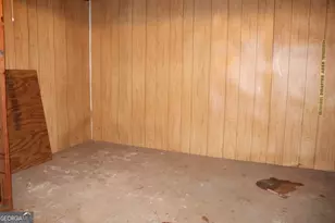 8579 Glenwoods Dr, Riverdale, GA 30274 - Photo 18