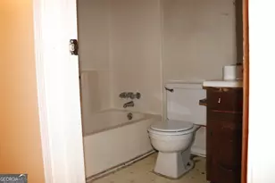 8579 Glenwoods Dr, Riverdale, GA 30274 - Photo 10