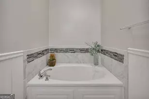 168 Harbor Pointe Dr, Brunswick, GA 31523 - Photo 14