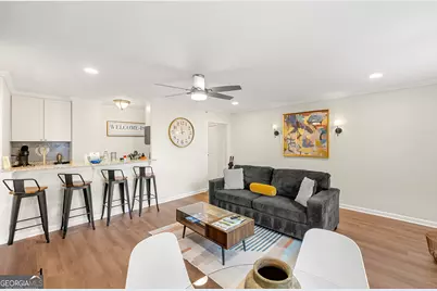 300 Peachtree Street NE #14H, Atlanta, GA 30308 - Photo 4