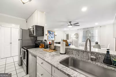 300 Peachtree Street NE #14H, Atlanta, GA 30308 - Photo 10