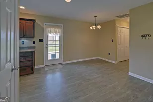 181 Charity Dr, Lavonia, GA 30553 - Photo 8