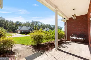 2006 Melrose Pl, Kathleen, GA 31047 - Photo 8