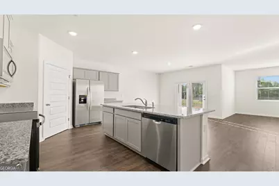 59 White Spruce Way, Newnan, GA 30265 - Photo 2