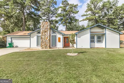 221 Gilchrist Drive, Warner Robins, GA 31093 - Photo 1