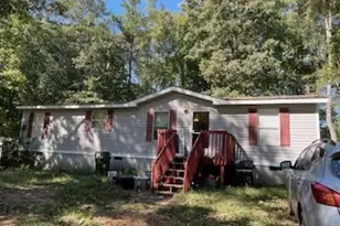 128 W Lakeview Dr, Temple, GA 30179 - Photo 1