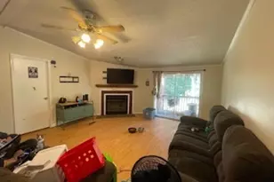 128 W Lakeview Dr, Temple, GA 30179 - Photo 4