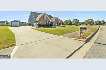 400 Savannah Place, McDonough, GA 30253 - Photo 1