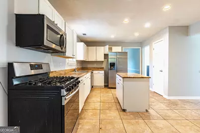 2554 Willenhall Way, Lithonia, GA 30058 - Photo 2