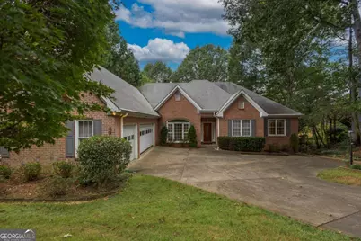 2372 Merrymount Drive, Suwanee, GA 30024 - Photo 2
