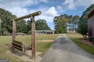 810 Sage Ln NW, Conyers, GA 30012 - Photo 6